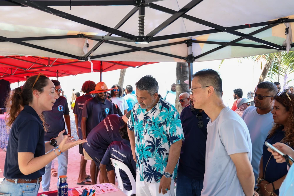 Minister Ahmed Shiyam and  Chinese Ambassador Kong Xianhua inspect Moodhu Fest 2025 - World Oceans Day